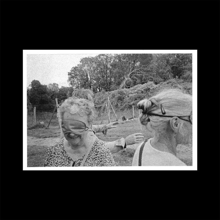 Simon Magad et Victor Blanchard — Colin-maillard